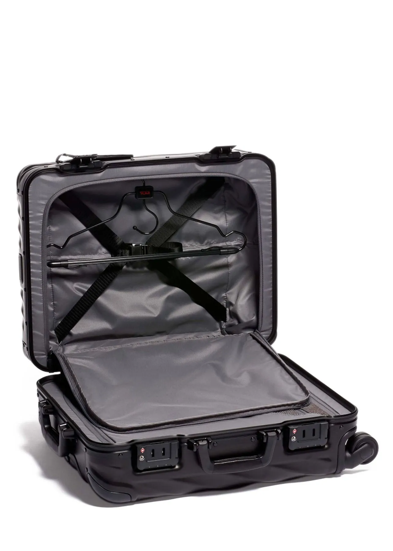 19 Degree Aluminium Continental Carry-On - Matte Black