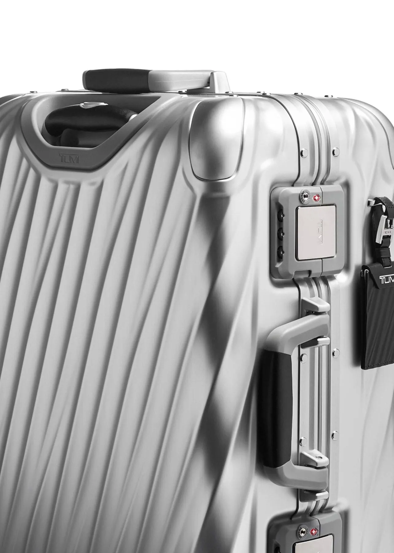 19 Degree Aluminium Continental Carry-On - Silver