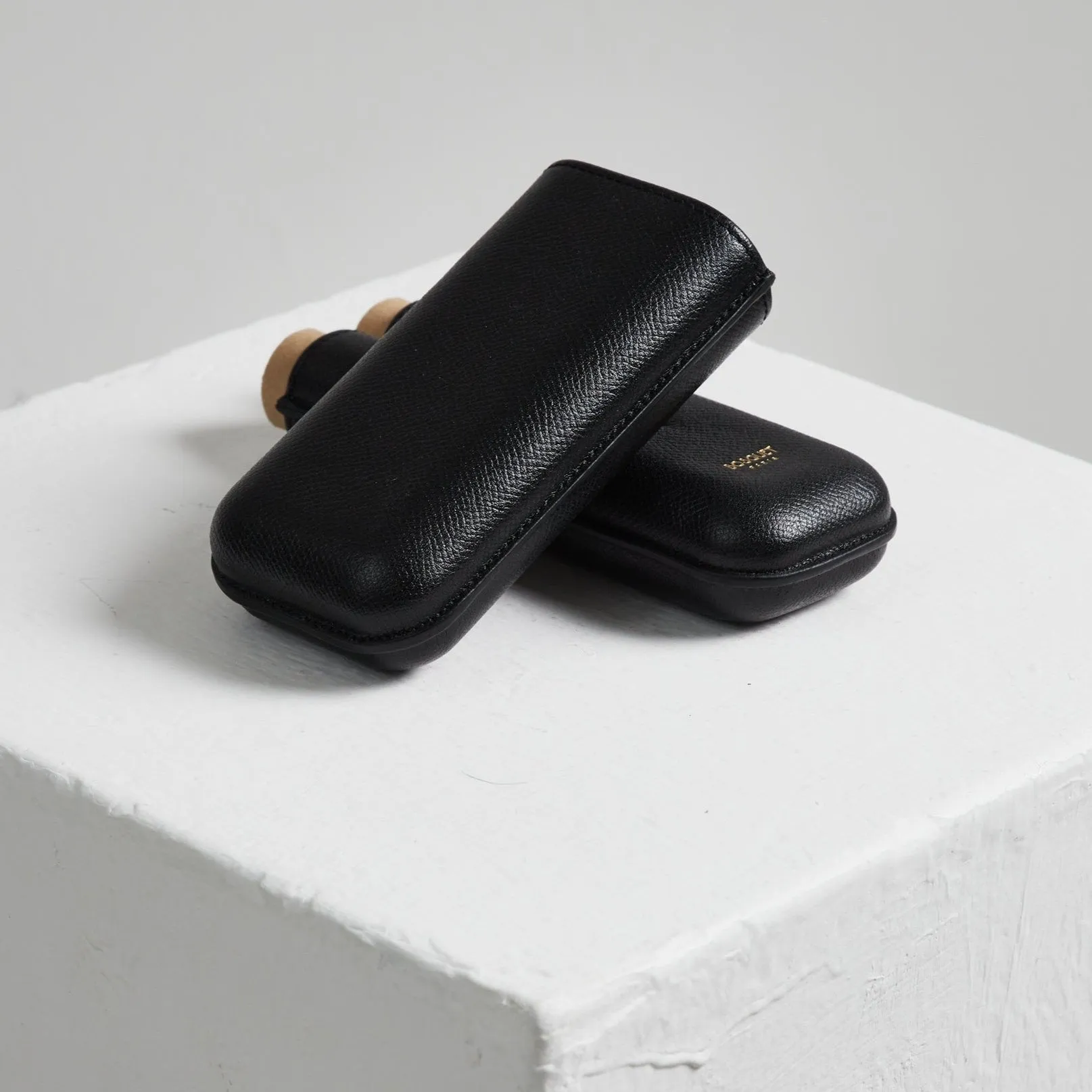 Bosquet Smooth Black Leather Cigar Case