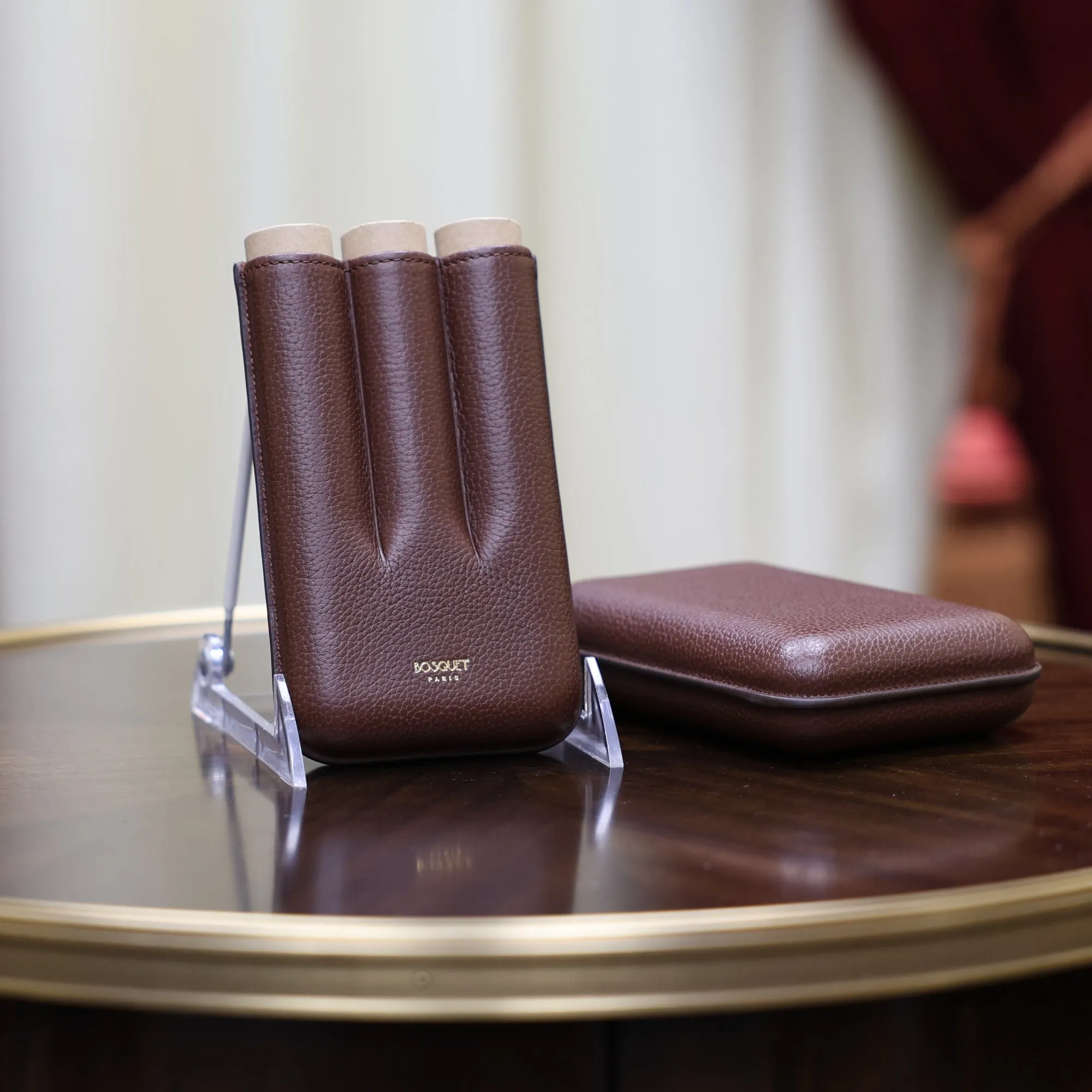 Bosquet Smooth Dark Brown Cylindrical Leather Cigar Case