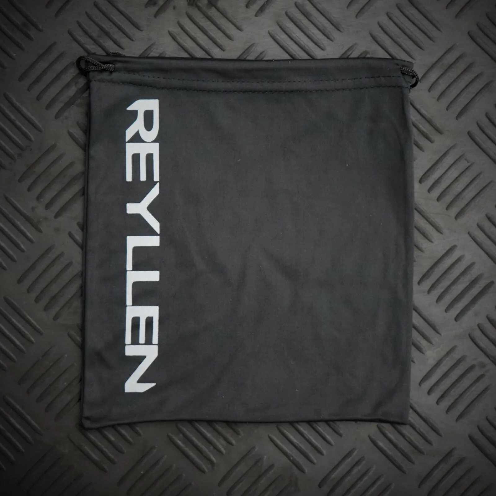 Reyllen Carry Bag